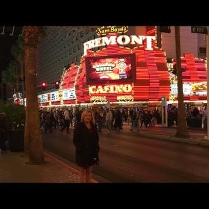 Meet your Posher, Deana